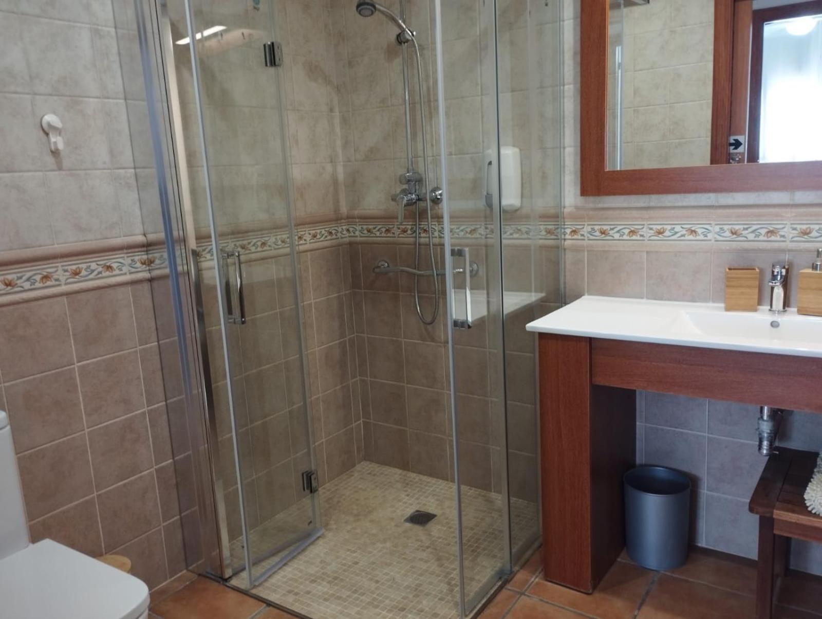 Can Gual Guest House Lametlla Del Valles Ngoại thất bức ảnh