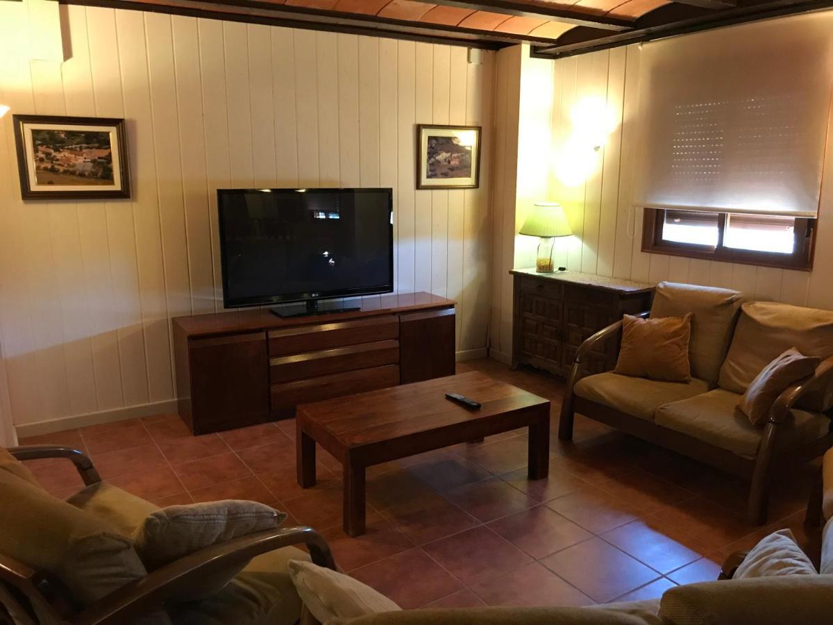 Can Gual Guest House Lametlla Del Valles Ngoại thất bức ảnh